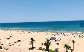 Apartamento primera linea con vistas al mar